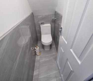 Northampton House | Southampton Bridge Rooms by AFL