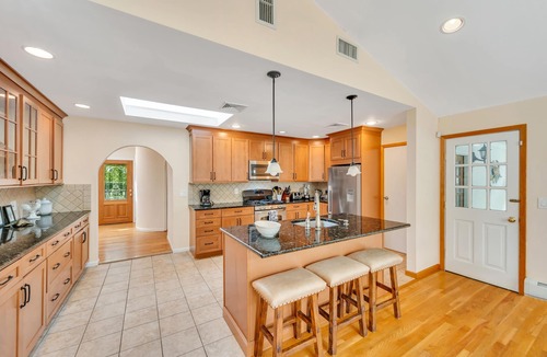 Shinnecock Hills House | Southampton Gem House with Beautiful Heated Pool