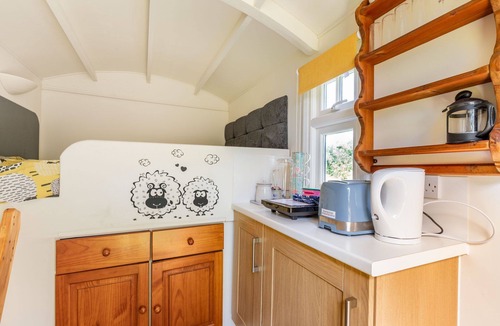 Trunch Cabin | Southdown Shepherd Hut | An adorable shepherds hut for two