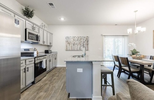 Simpsonville House | Southern Charm Townhome