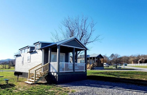 Sevierville House | Southern Comfort cottage