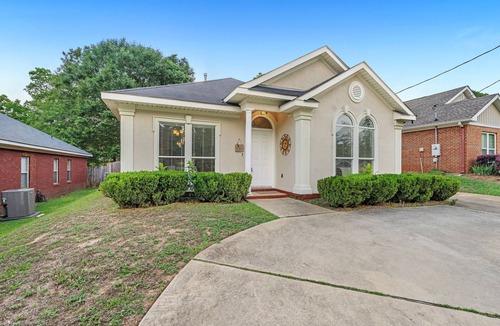 Mobile House | Southern Comfort Your Home Away From Home