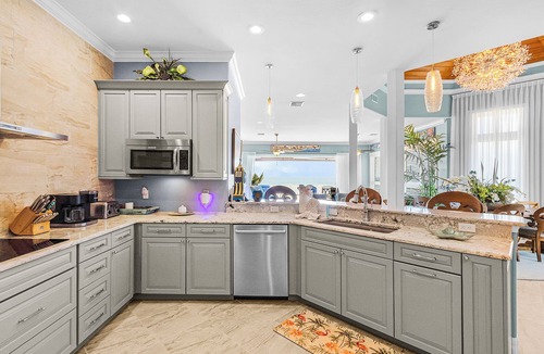 Fort Myers Beach House | Southern Dream: Two Units