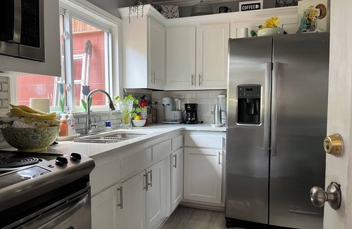 Midfield House | Southern Home -Tranquility and Seclusion 4 Bed 2 Baths