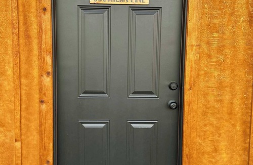 Tahlequah House | Southern Pine- Glamping @ The River Bluff Cabins