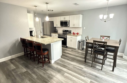 Angleton House | Southern Retreat