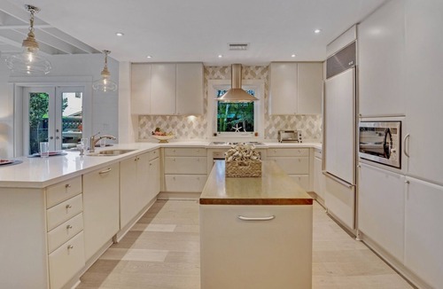 The Meadows House | *SOUTHERN STAR @ THE MEADOWS* Private Home & Pool + LAST KEY SERVICES.