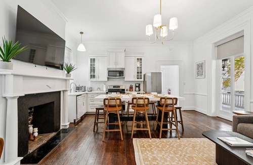 Charleston Historic District Apartment | Southern Sweetgrass the Heart of Charleston