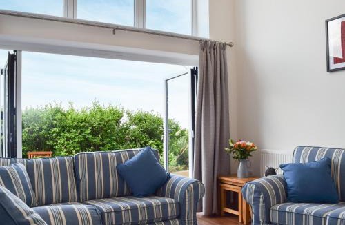 Steventon House | Southfield