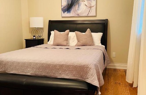 Rama Ski Chalet | SouthLake Cottage on The Lake.