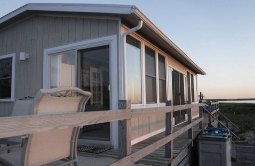 Southold House | Southold Soundfront Private Beach