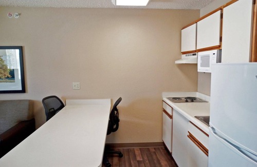 Baymeadows Hotel | Southpoint Suites Jacksonville