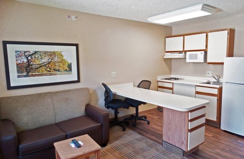 Baymeadows Hotel | Southpoint Suites Jacksonville