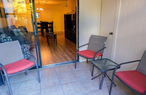 Ventura Apartment | Southpointe Condo #231704