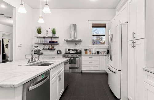 Southtown House | Southtown Charm: Pool, King Beds, Arcade & Games