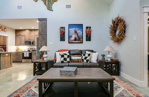San Angelo House | Southwest Cottage - 2Bed/2Bath - New!