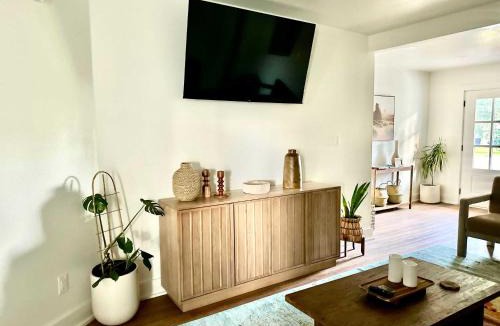 Nederland House | Southwest x Southeast 3BR 2BA