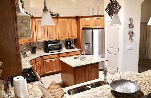 Las Cruces House | Southwestern Comfort Stay
