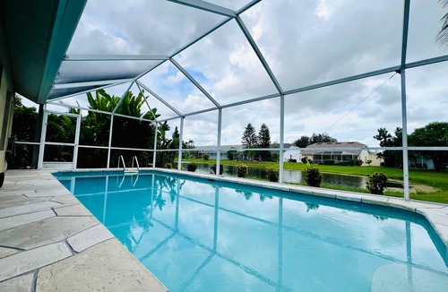 Crown Pointe House | Sovanita House Naples, FL