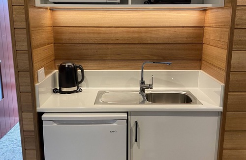 Golden Point Hotel | Sovereign Park Motor Inn