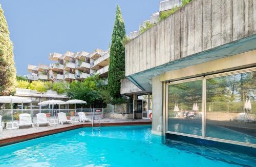 Rouret Hotel | SOWELL HOTELS Ardèche