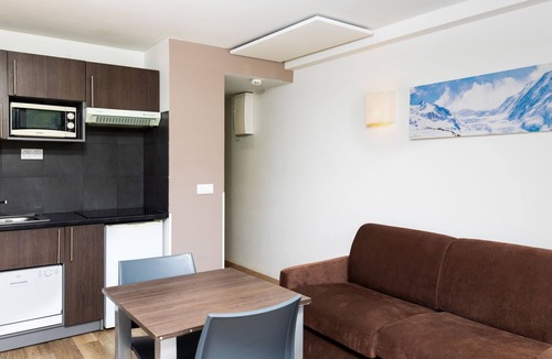 Les Menuires Apartment | Sowell Résidences Crêt Volant by Interhome