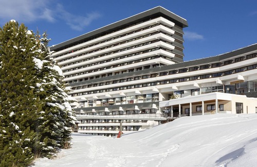 Les Menuires Apartment | Sowell Résidences Crêt Volant by Interhome