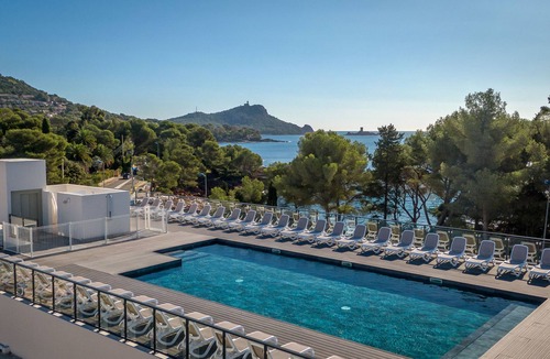 Boulouris-sur-Mer House | SOWELL RÉSIDENCES Les Chênes Verts