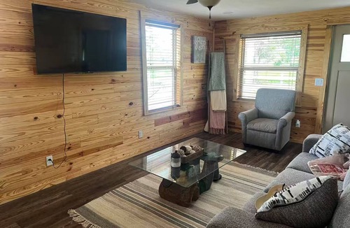 Milton Cottage | Sowell’s Cozy Cottage