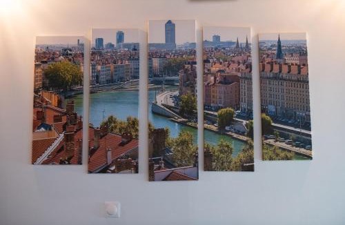 Old Lyon Apartment | Soyeux - Superbe canut quai de Saône