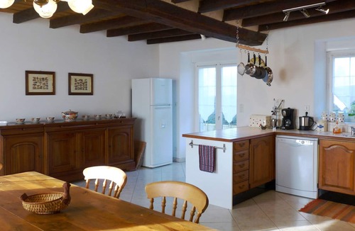 Saint-Thomas-de-Courceriers House | Spacious Comfortable & Tranquil Restored Farmhouse