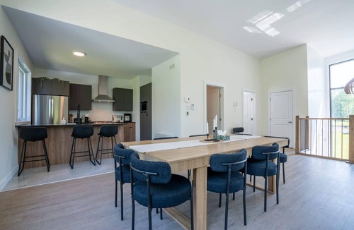 Weedon Ski Chalet | Spa & Adventure | Chalet Valikas