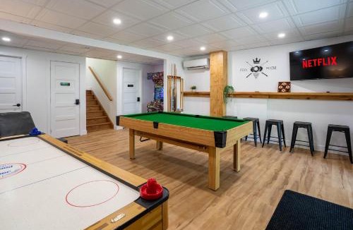 Pine Hill Ski Chalet | Spa and Billard - Chalet Le Silverson