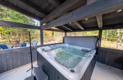 Sainte-Euphemie-sur-Riviere-du-Sud Ski Chalet | Spa and Nature - Chalet des Pins Rouge