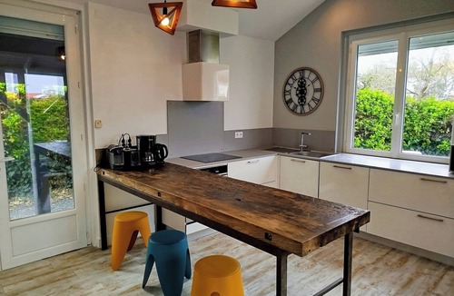 Saint-Gilles-Croix-de-Vie House | Spa, beach 500m, 700m city center, 4 beds
