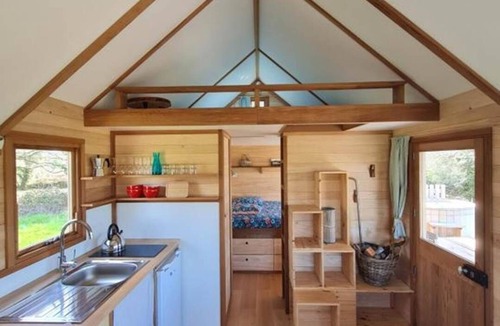 Ploemel Ski Chalet | Spa cabin