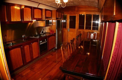 Roslynmead House | Spa Carriage Retreat