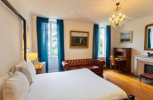 Nyons Bed & Breakfast | Spa Chateau La Tour