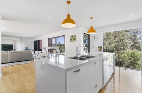 Fingal House | Spa Dreaming on Moonah Links Golf Course