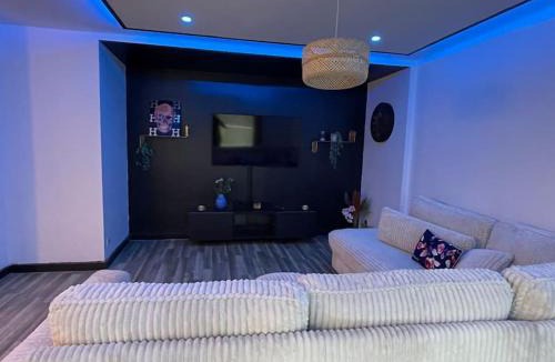 Tremblay-en-France Apartment | Spa House , love room