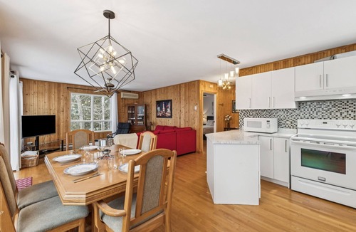 Nominingue Ski Chalet | Spa & Lake Access | Cozy Lakeside Getaway