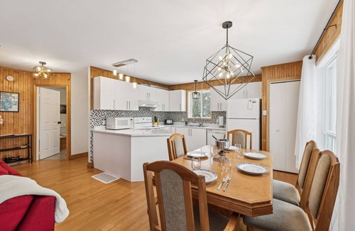Nominingue Ski Chalet | Spa & Lake Access | Cozy Lakeside Getaway