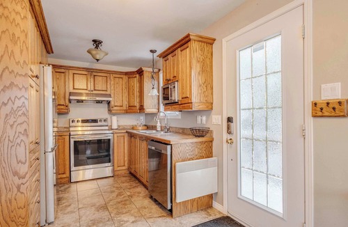 Saint-Raymond Ski Chalet | Spa & Lake Access | Naturo lac Sept-Iles