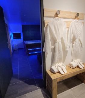 Saint-Vincent-de-Paul Apartment | Spa limmersion