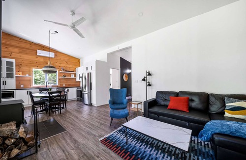 Trois-Rives Ski Chalet | Spa, Nature & Riverside Escape | Ecureuil Roux