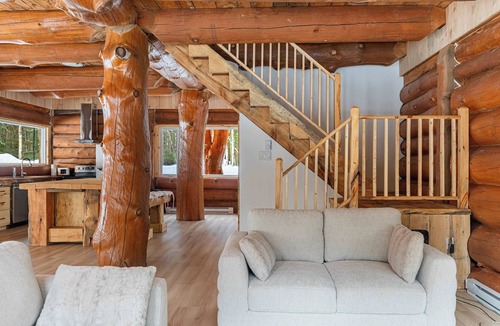 Argenteuil Regional County Municipality Ski Chalet | Spa & Near the Lake | Chalet de L'Artisant