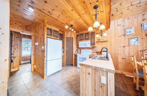 Saint-Philemon Ski Chalet | Spa, Outdoor & Adventure | L'Énigmasud