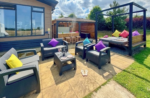 Raywell Ski Chalet | Spa Pacific (EV charger)