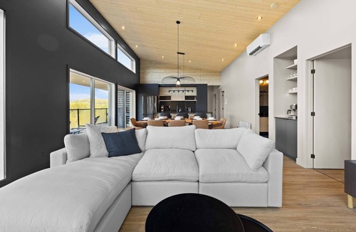 Saint Come Ski Chalet | Spa & Panoramic Nature Views | Alto