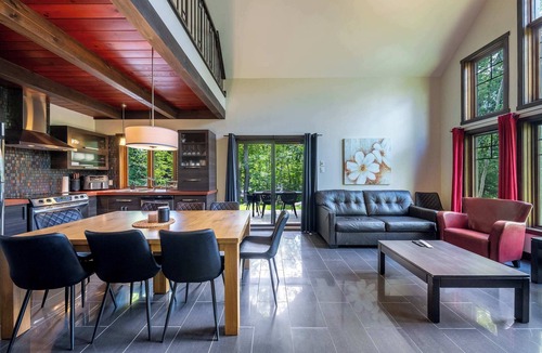 Scott Ski Chalet | Spa & Pool Table | Ivy Cottage